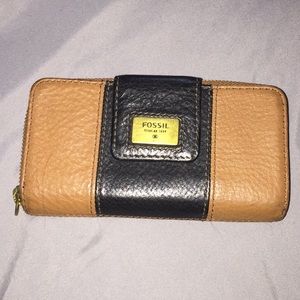 FOSSIL WALLET